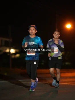 Runner Photo 4378406