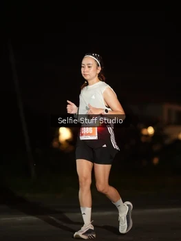 Runner Photo 4378409