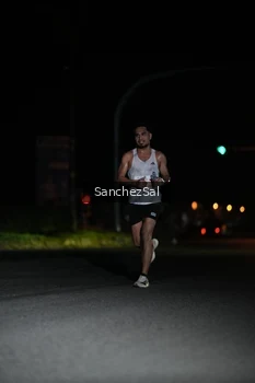 Runner Photo 4378435
