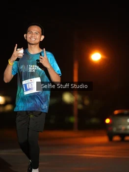 Runner Photo 4378445