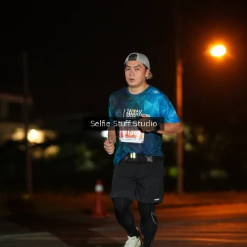 Runner Photo 4378457