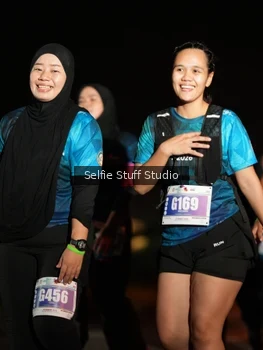 Runner Photo 4378475