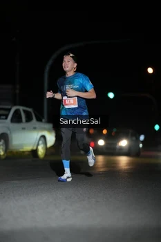 Runner Photo 4378476