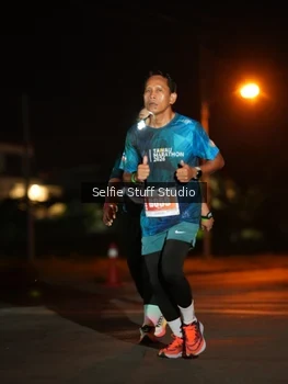 Runner Photo 4378483