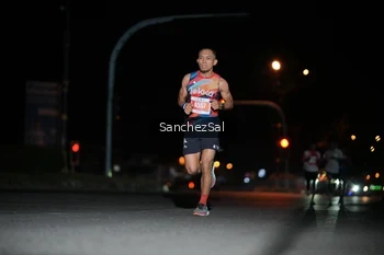 Runner Photo 4378519
