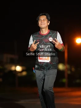 Runner Photo 4378669