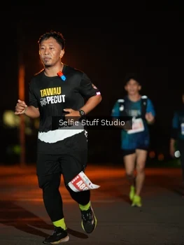 Runner Photo 4378671