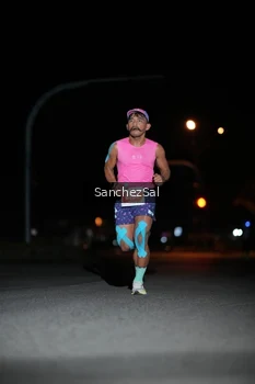 Runner Photo 4378672
