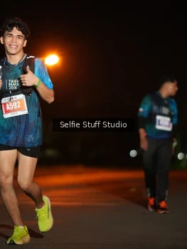 Runner Photo 4378673