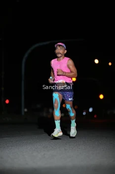 Runner Photo 4378676
