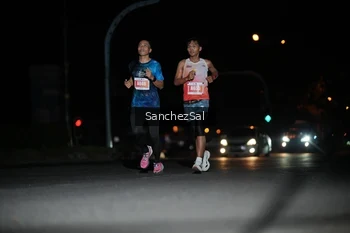 Runner Photo 4378700