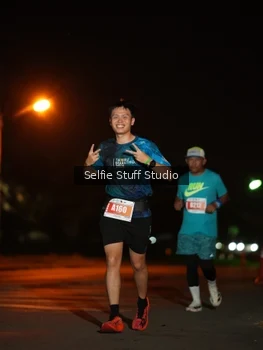 Runner Photo 4378793