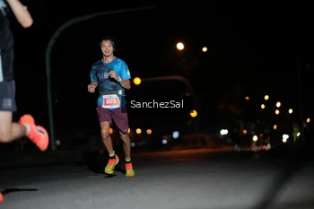 Runner Photo 4378894