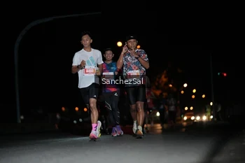 Runner Photo 4378909