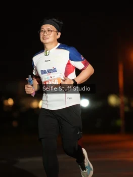 Runner Photo 4379006