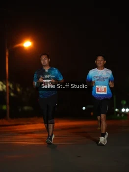 Runner Photo 4379115