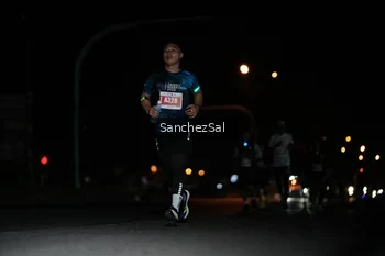 Runner Photo 4379117