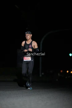 Runner Photo 4379133