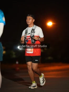 Runner Photo 4379142