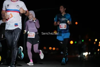 Runner Photo 4379153