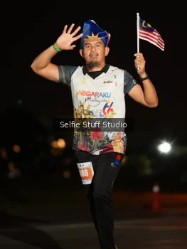Runner Photo 4379157