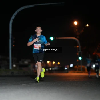 Runner Photo 4379190
