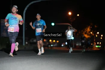 Runner Photo 4379201
