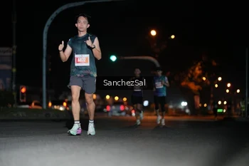 Runner Photo 4379210