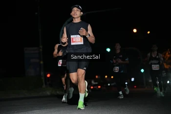 Runner Photo 4379252