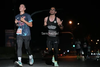 Runner Photo 4379255