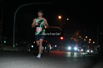 Runner Photo 4379275