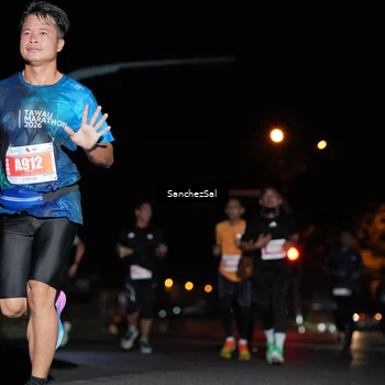 Runner Photo 4379287