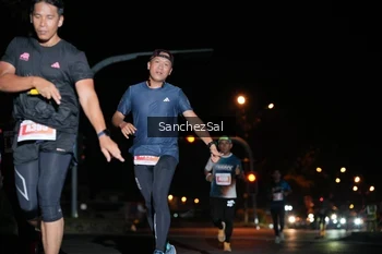 Runner Photo 4379291