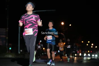 Runner Photo 4379295