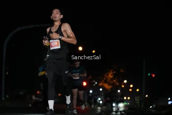 Runner Photo 4379315
