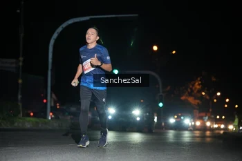 Runner Photo 4379350