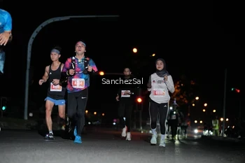 Runner Photo 4379384