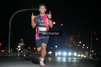 Runner Photo 4379389