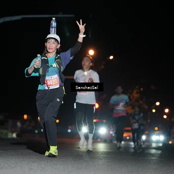 Runner Photo 4379413
