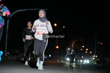 Runner Photo 4379502