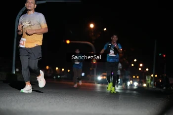 Runner Photo 4379521