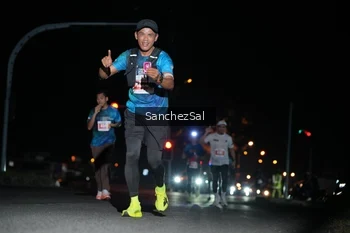 Runner Photo 4379543