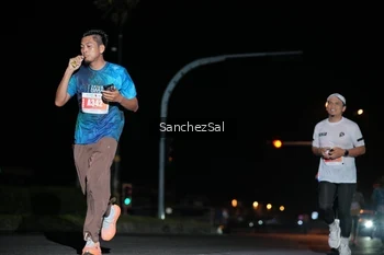 Runner Photo 4379545