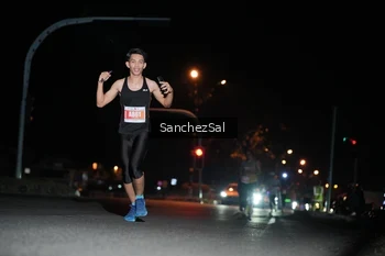 Runner Photo 4379565