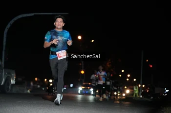 Runner Photo 4379618