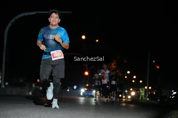 Runner Photo 4379641