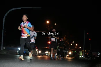 Runner Photo 4379685