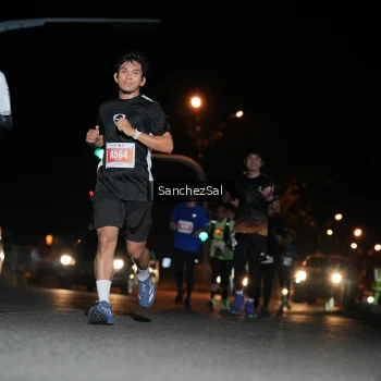 Runner Photo 4379687