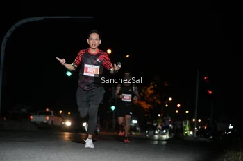 Runner Photo 4379737