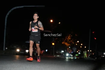 Runner Photo 4379768